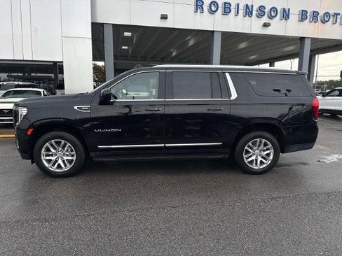 Used 2022 GMC Yukon XL SLT image 8