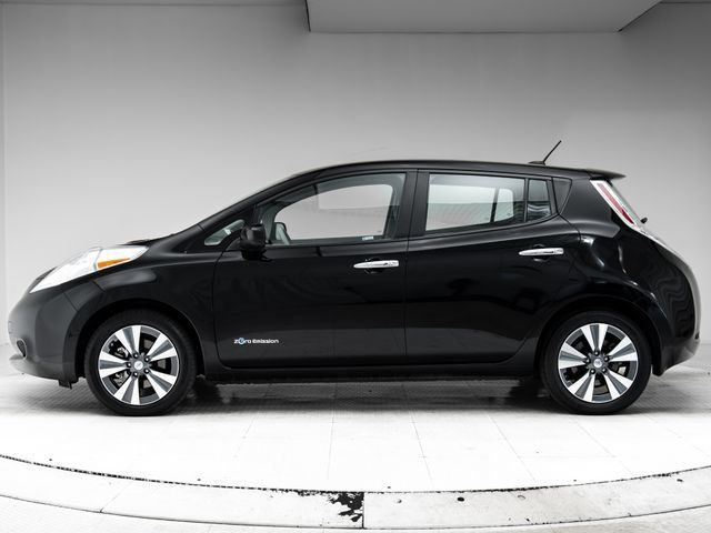 Used 2016 Nissan Leaf SV FWD image 2