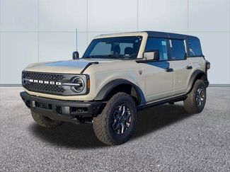 New 2025 Ford Bronco Badlands video 1
