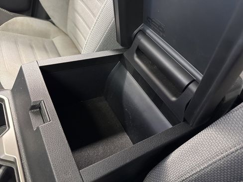 Certified 2025 Toyota 4Runner TRD Off-Road image 34