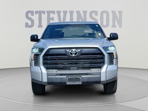 Used 2025 Toyota Tundra SR5 w/ SR5 Convenience Package AWD/4WD image 8