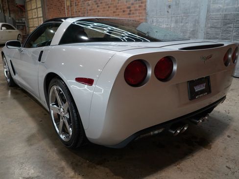 Used 2008 Chevrolet Corvette Coupe image 18