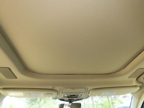 Certified 2023 Lincoln Aviator Reserve w/ Equipment Group 201A image 22