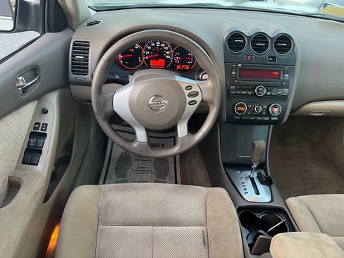 Used 2007 Nissan Altima Hybrid Sedan image 18