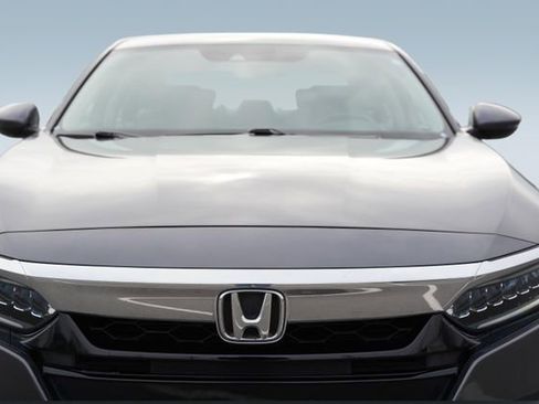 Used 2019 Honda Accord Touring image 39
