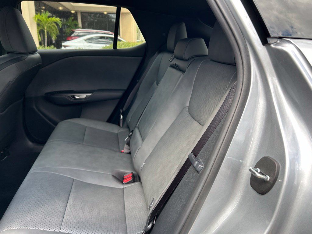 Used 2026 Lexus RZ 350e 2WD w/ Convenience Package image 13