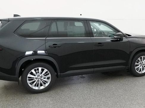 New 2026 Toyota Grand Highlander AWD image 10