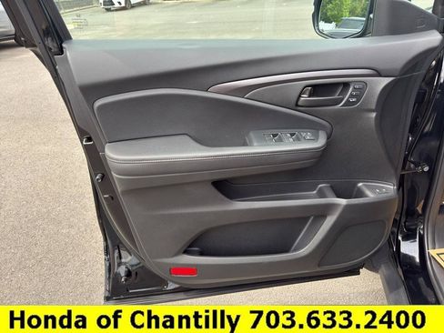 Used 2023 Honda Passport EX-L image 23