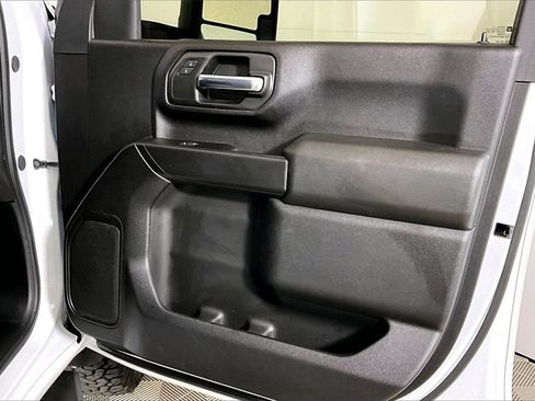 Used 2025 GMC Sierra 2500 Pro image 18