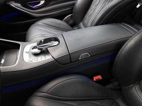 Used 2015 Mercedes-Benz S 65 AMG Coupe image 32