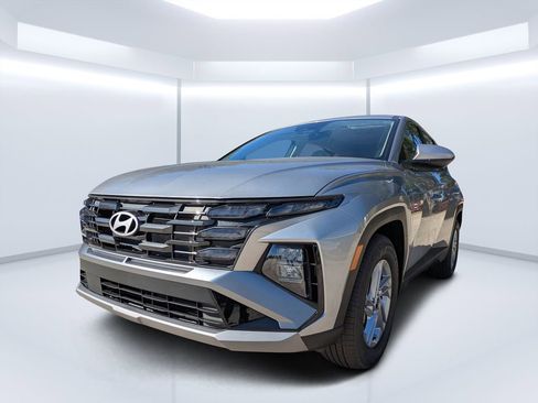 New 2026 Hyundai Tucson SE image 7