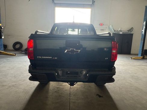Used 2019 Chevrolet Colorado LT w/ LT Convenience Package RWD image 4