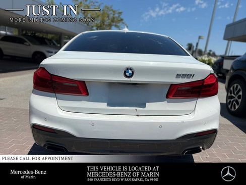 Used 2019 BMW 530i w/ M Sport Package RWD image 4