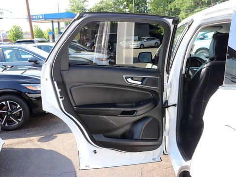 Used 2024 Ford Edge SEL AWD/4WD image 24