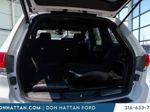Used 2019 Jeep Grand Cherokee Limited AWD/4WD image 31