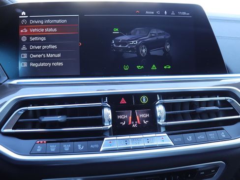 Used 2023 BMW X6 M50i w/ Executive Package image 36