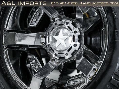 Used 2009 HUMMER H2 Luxury image 2