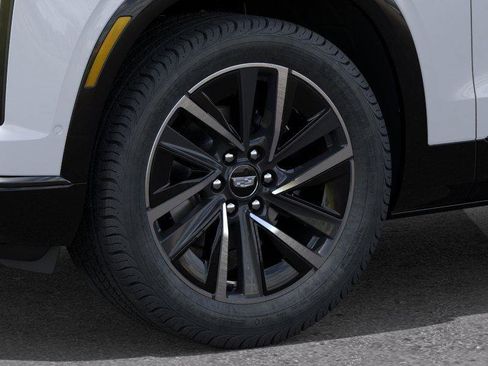 New 2026 Cadillac Vistiq Sport w/ LPO, Floor Liner Package AWD/4WD image 10