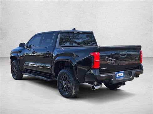 Used 2025 Toyota Tacoma SR5 AWD/4WD image 8