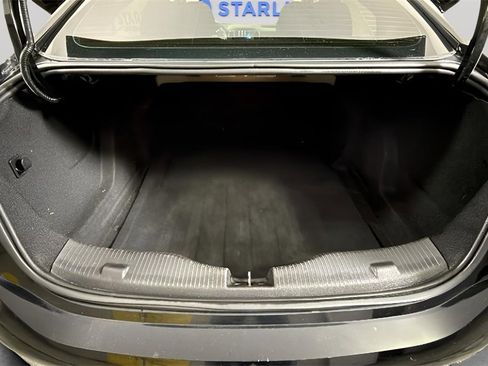 Used 2017 Chevrolet Cruze LT w/ Convenience Package image 26