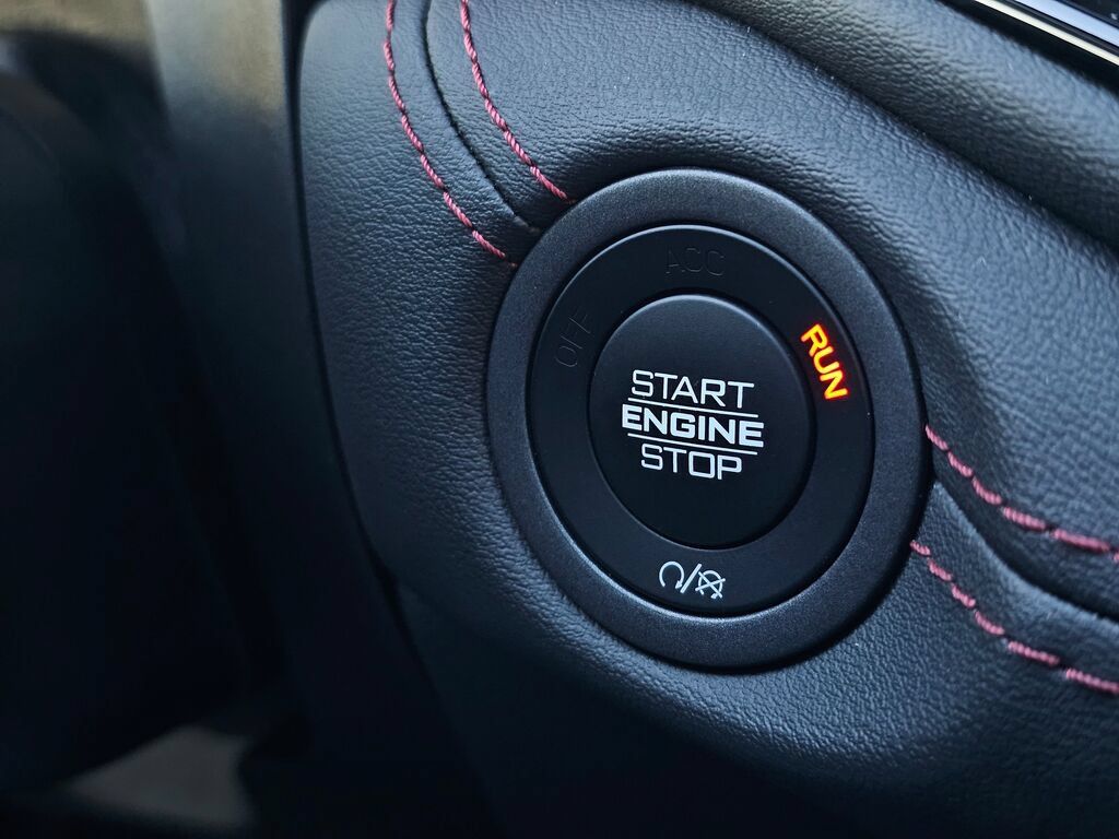 Used 2022 Dodge Durango R/T AWD/4WD image 32