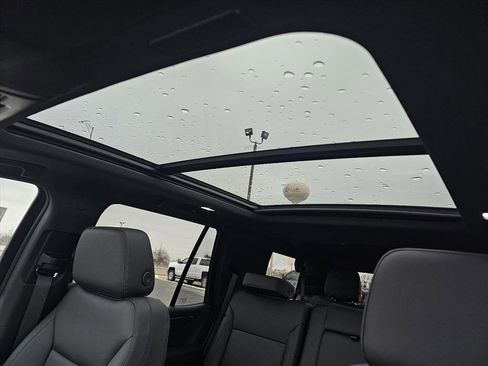 New 2026 Chevrolet Tahoe Z71 image 16