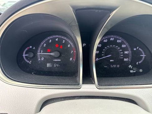 Used 2011 Toyota Avalon Limited FWD image 10