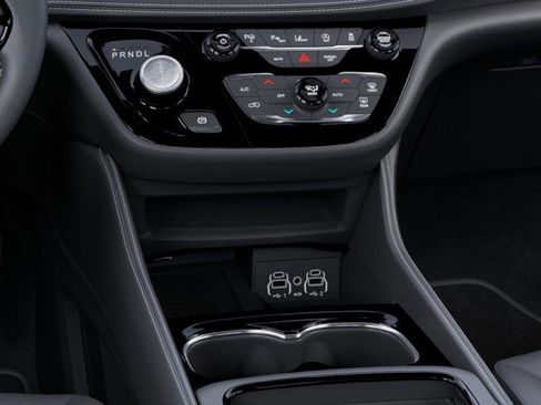 New 2025 Chrysler Pacifica Limited image 24