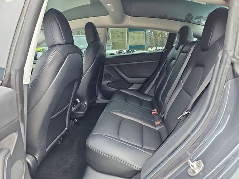 Used 2022 Tesla Model 3 Long Range image 19