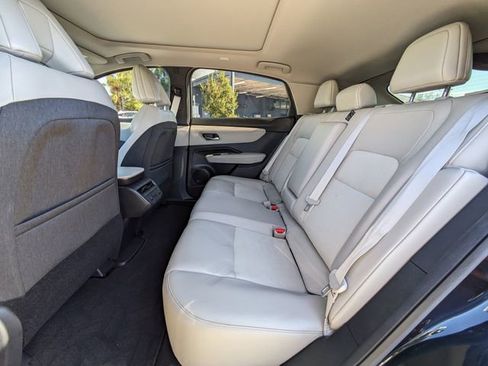 Used 2023 Nissan Ariya EVOLVE+ e-4ORCE image 16