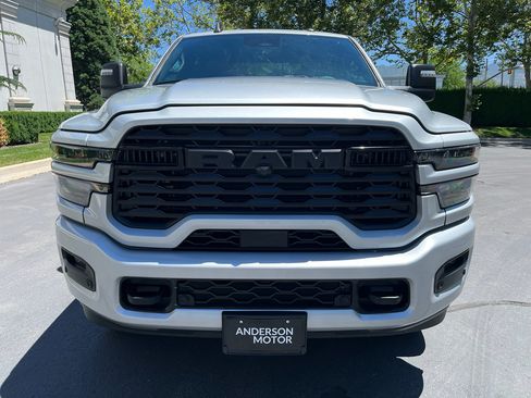 Used 2026 RAM 2500 Big Horn AWD/4WD image 3