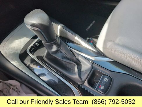 Used 2020 Toyota Corolla SE FWD image 23