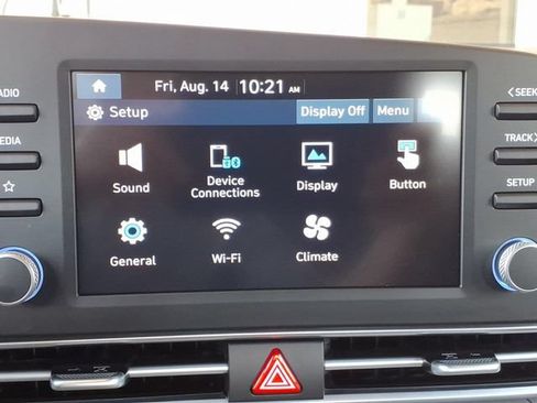 New 2026 Hyundai Elantra Hybrid FWD image 23