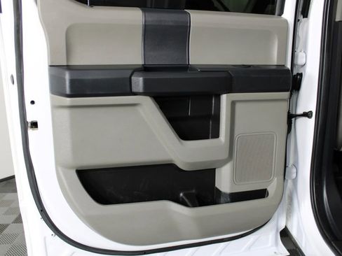 Used 2022 Ford F350 XL w/ Power Equipment Group image 29