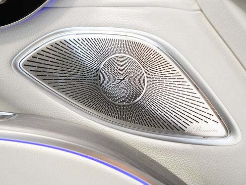 New 2027 Mercedes-Benz EQS 400 4MATIC SUV image 33