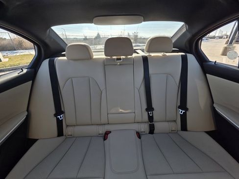 Used 2025 BMW 330i xDrive Sedan image 16