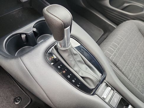 Certified 2023 Honda HR-V LX image 16