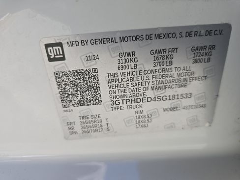 Used 2025 GMC Sierra 1500 SLT RWD image 32