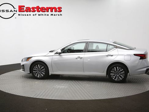 Used 2023 Nissan Altima 2.5 SV w/ SV Premium Package AWD/4WD image 62