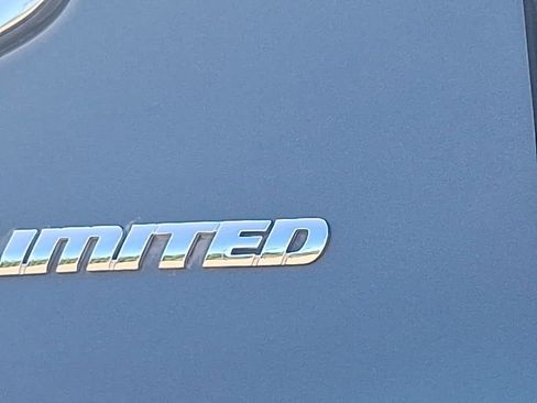 Used 2022 Toyota Tundra Limited image 27