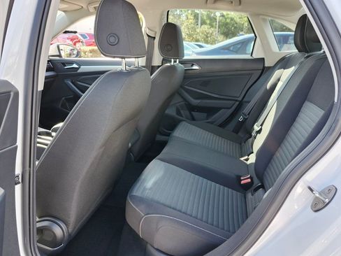 Used 2025 Volkswagen Jetta S image 6