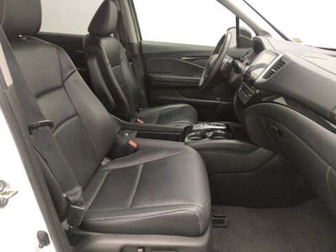 Used 2017 Honda Pilot Touring image 21
