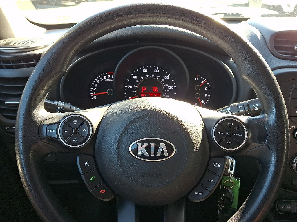 Used 2017 Kia Soul w/ Convenience Package FWD image 18