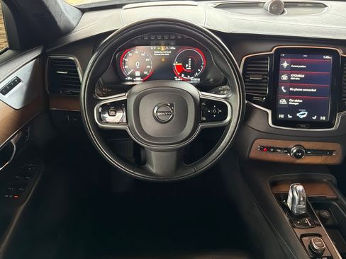 Used 2017 Volvo XC90 T8 Excellence image 14
