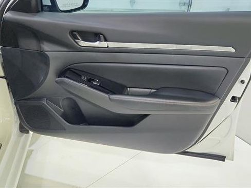 Used 2024 Nissan Altima 2.5 SL image 28