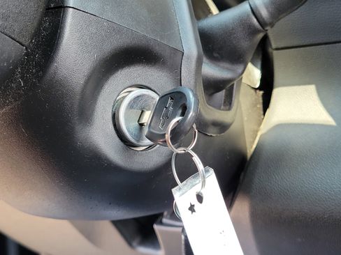 Used 2019 Chevrolet Silverado 1500 Custom image 28