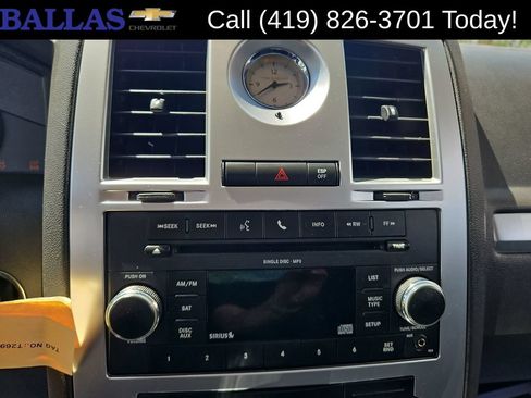 Used 2010 Chrysler 300 Touring Plus RWD image 13