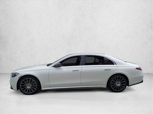 Certified 2021 Mercedes-Benz S 580 4MATIC Sedan w/ AMG Line image 5