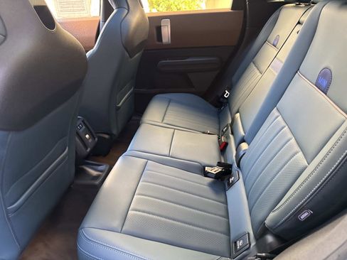 Used 2025 MINI Cooper Countryman S w/ Comfort Package Max image 11