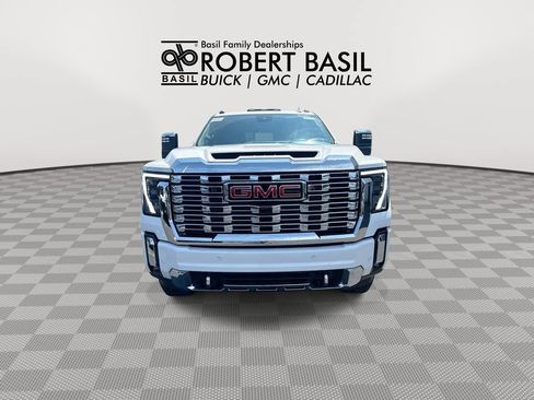 New 2026 GMC Sierra 2500 Denali w/ Denali Reserve Package AWD/4WD image 3